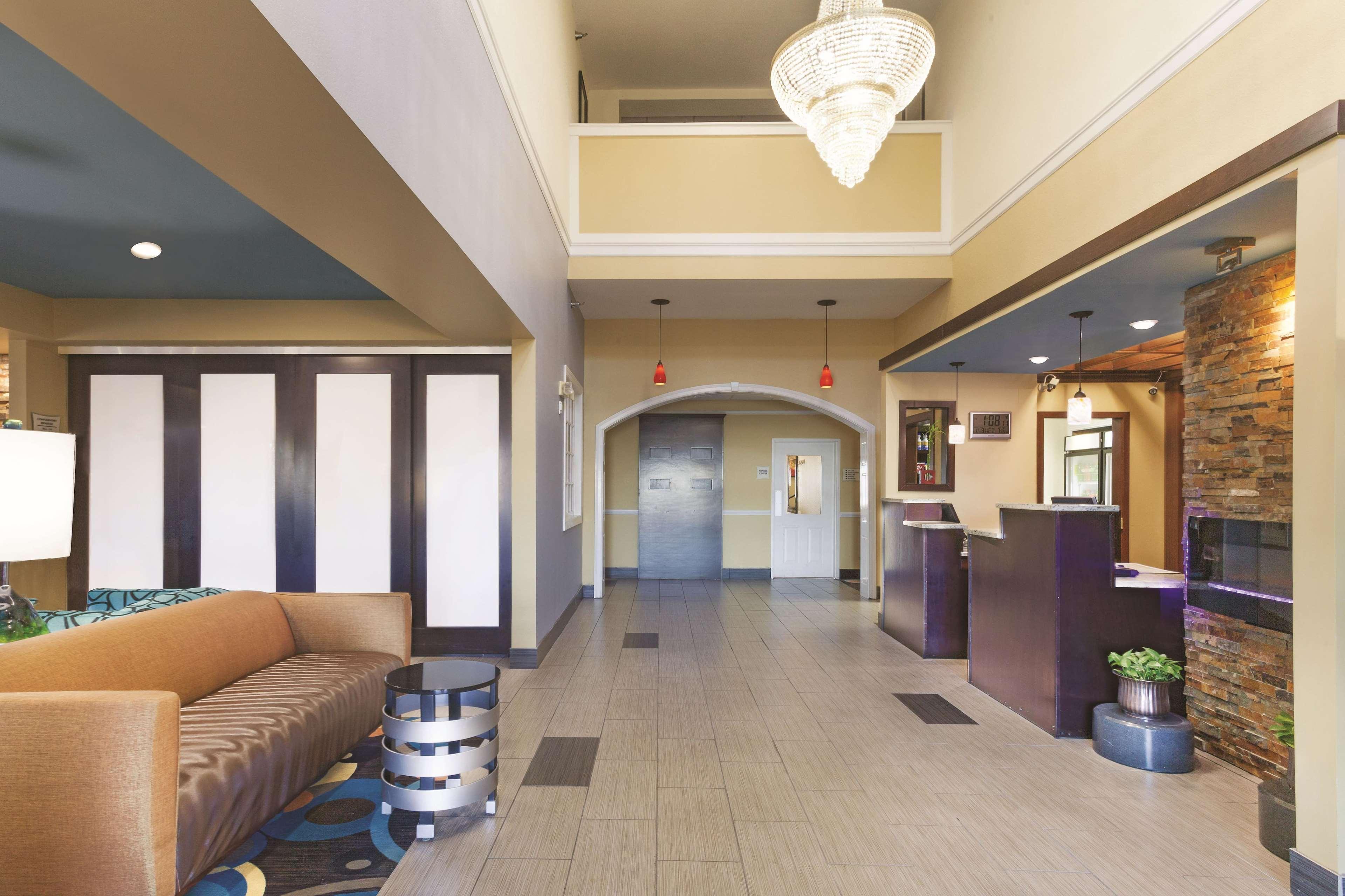 La Quinta By Wyndham Elizabethtown Hotel Exterior foto