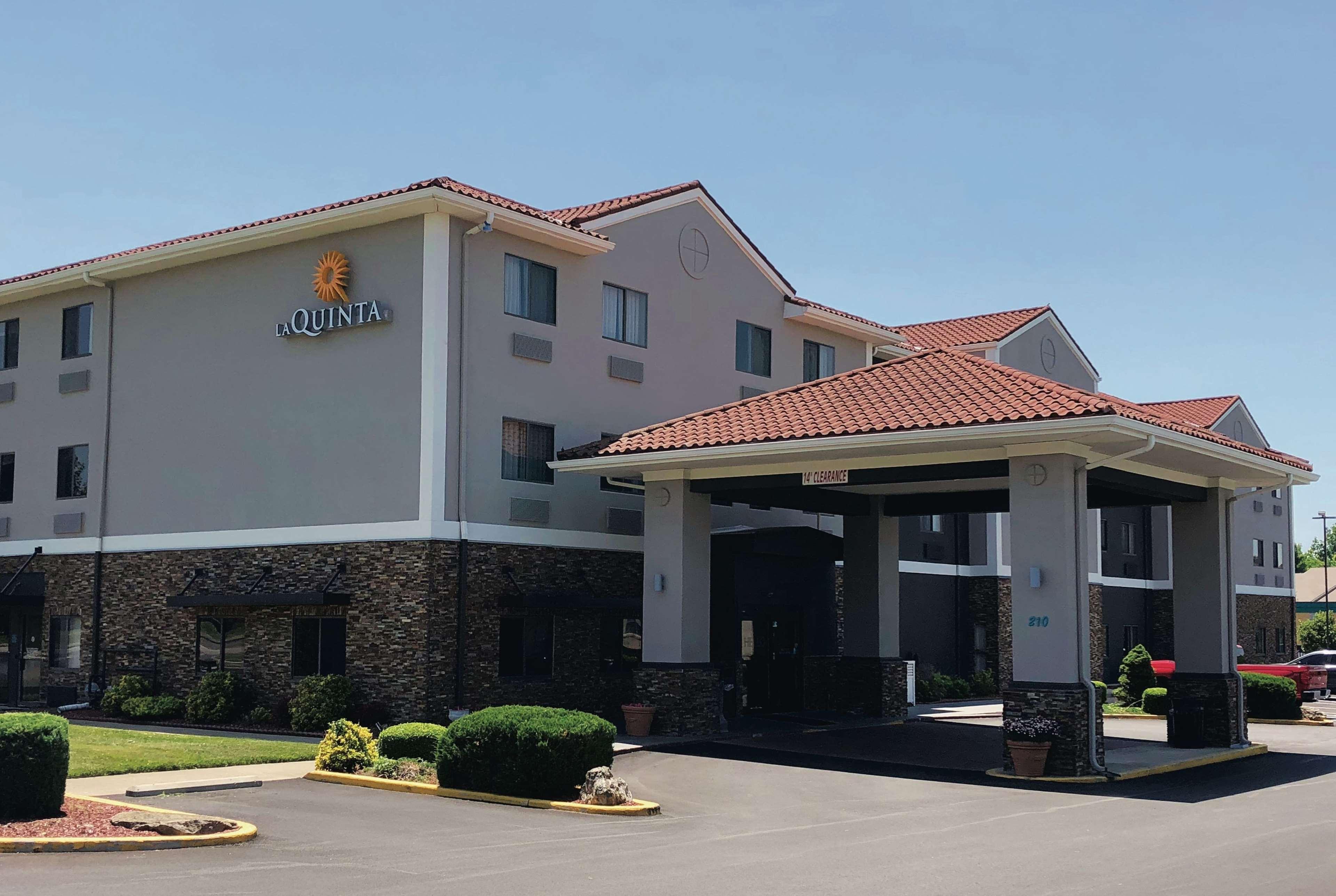 La Quinta By Wyndham Elizabethtown Hotel Exterior foto