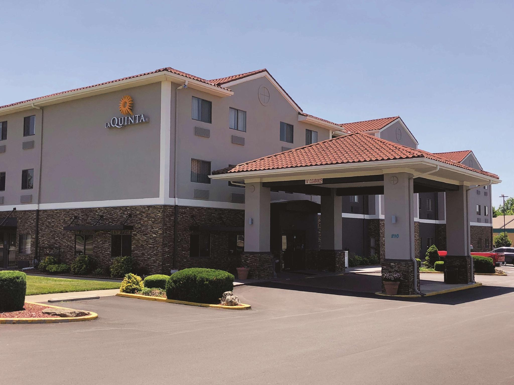 La Quinta By Wyndham Elizabethtown Hotel Exterior foto
