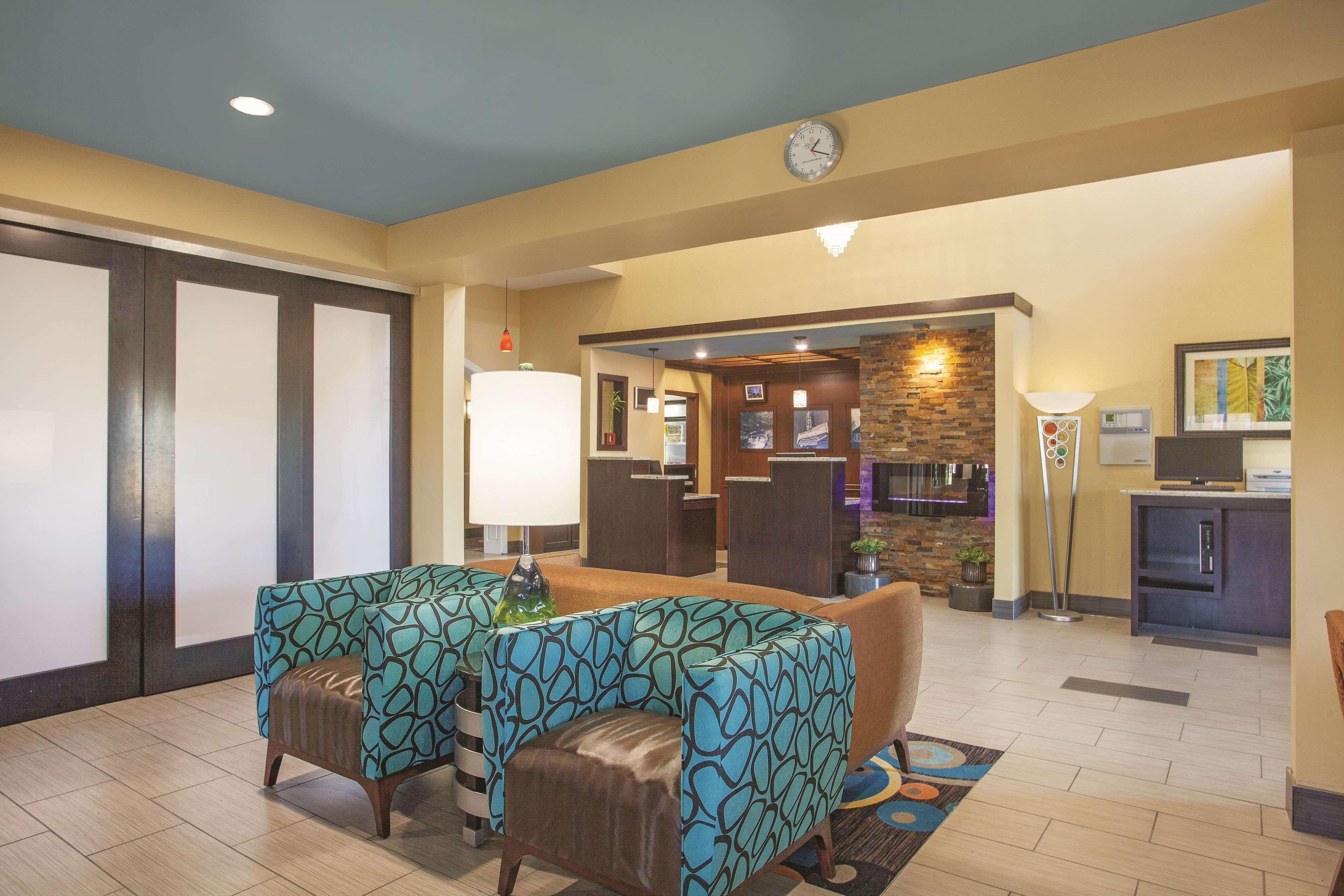 La Quinta By Wyndham Elizabethtown Hotel Exterior foto