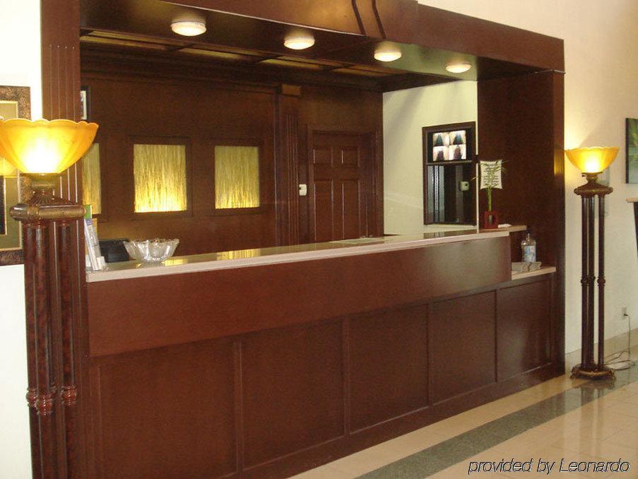 La Quinta By Wyndham Elizabethtown Hotel Exterior foto